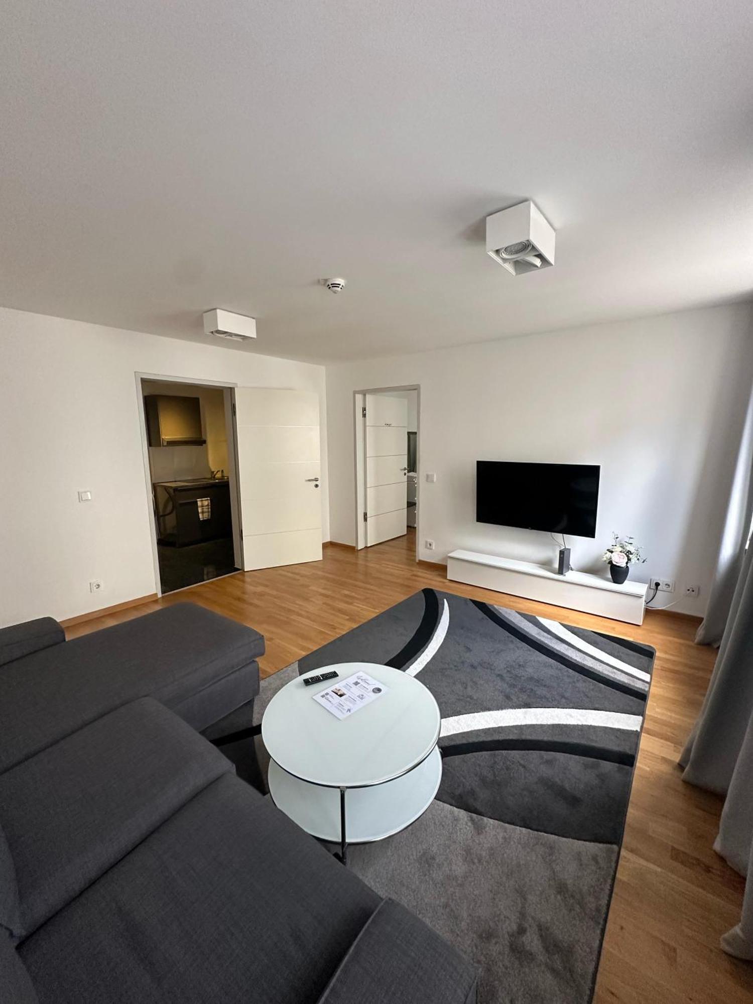 Al Nafurah Apartments Munich Exterior photo