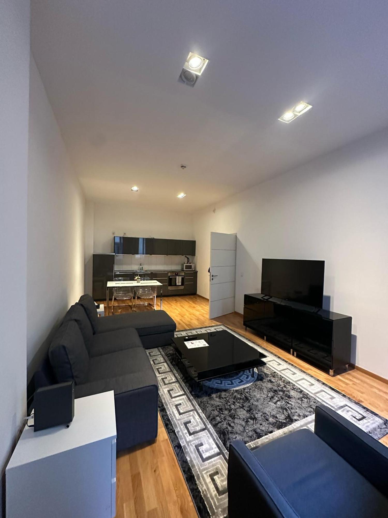 Al Nafurah Apartments Munich Exterior photo